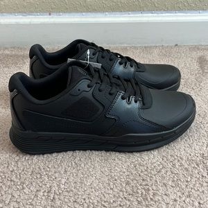 NONSLIP shoes